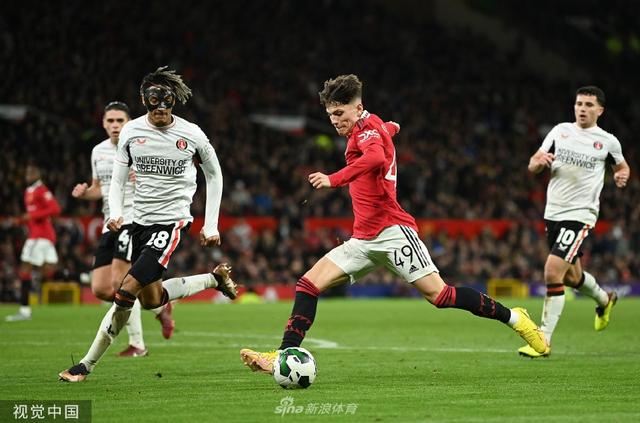 恩德里克和 恩德里克和